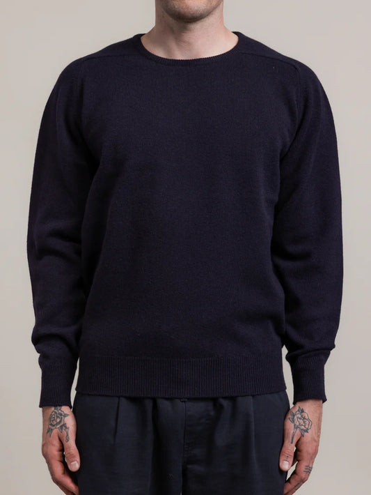 Fine Gauge Crew Neck in Navy Lambswool